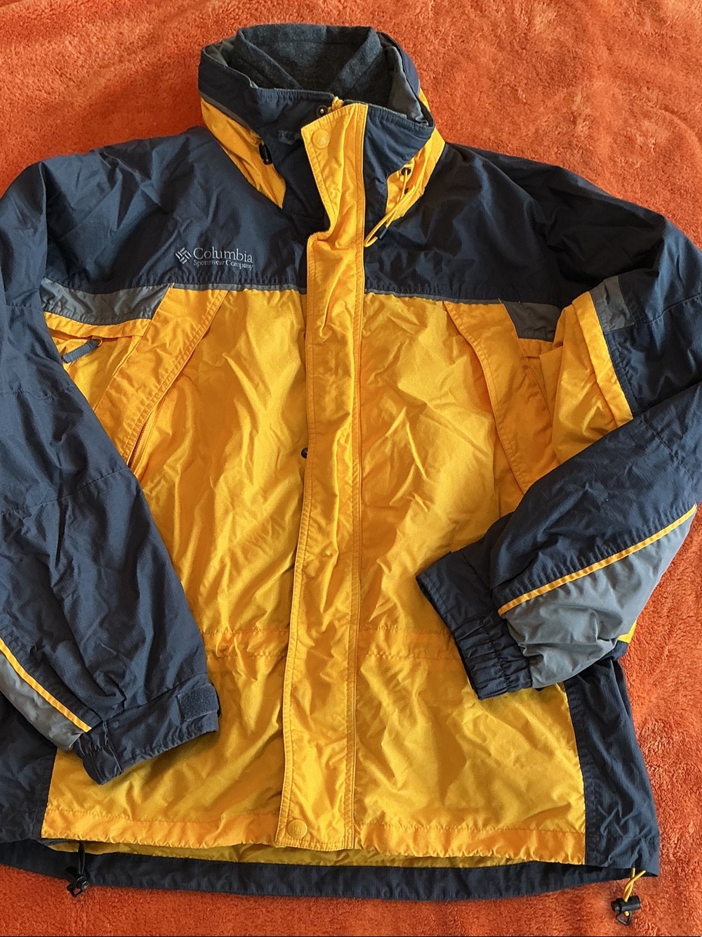 Columbia MEN Yellow and Navy Colorblock Puffer Jacket